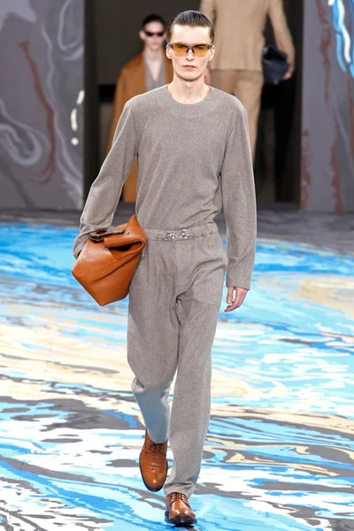 Look 36